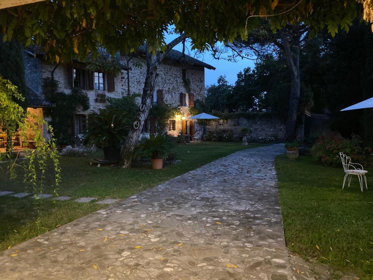 B&B La Casa Del Sole Manzano 外观 照片