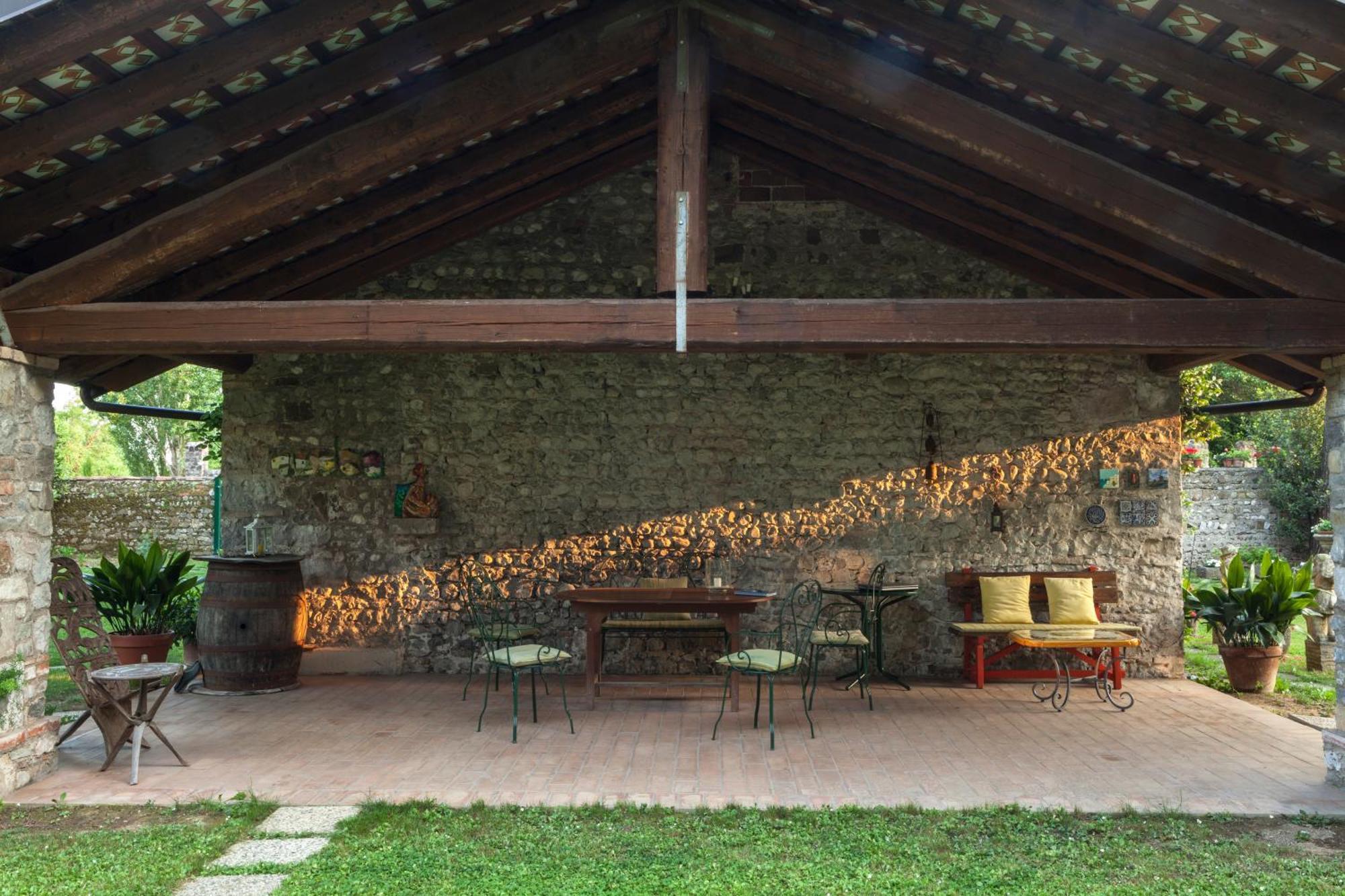 B&B La Casa Del Sole Manzano 外观 照片