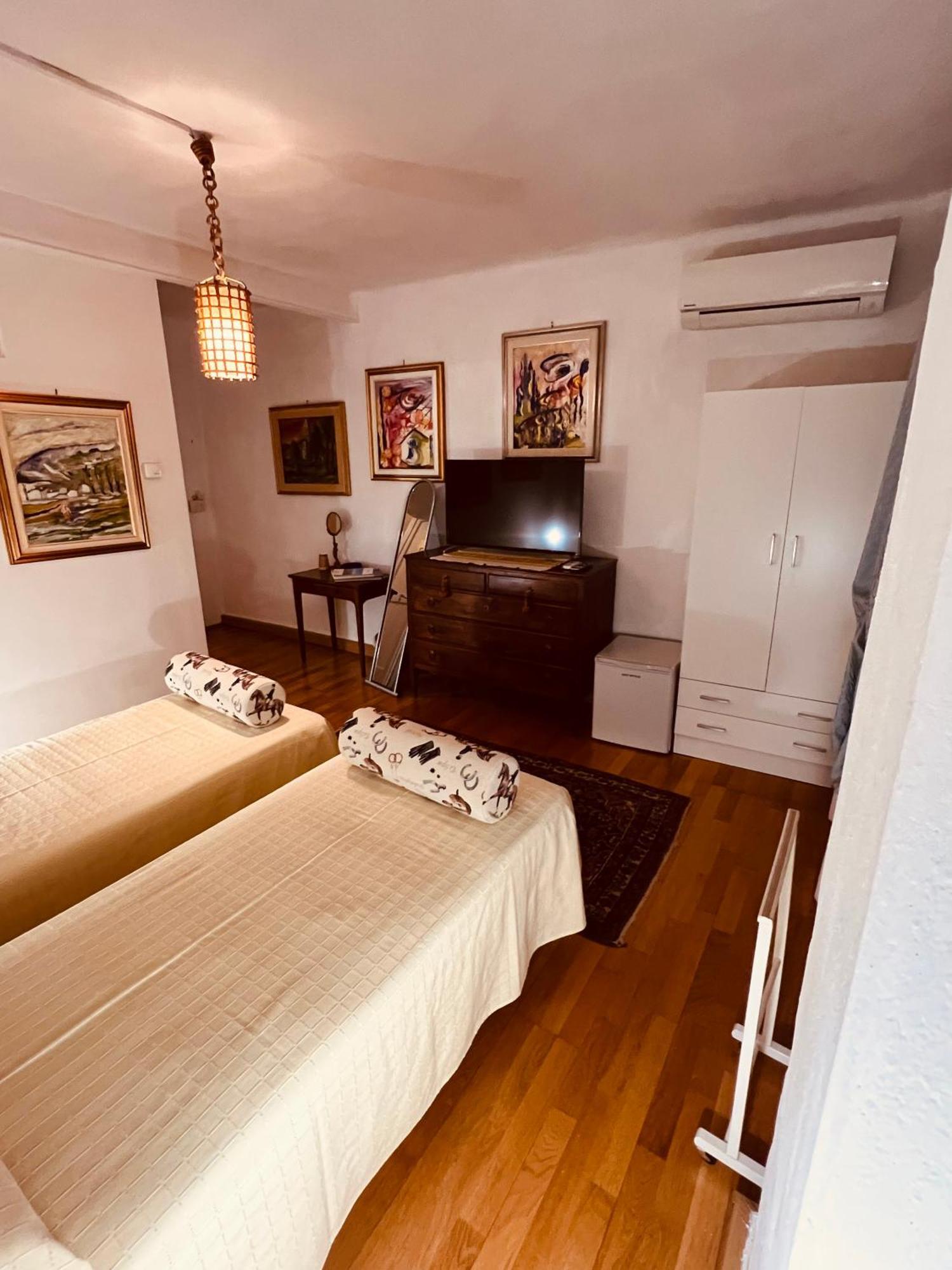 B&B La Casa Del Sole Manzano 外观 照片